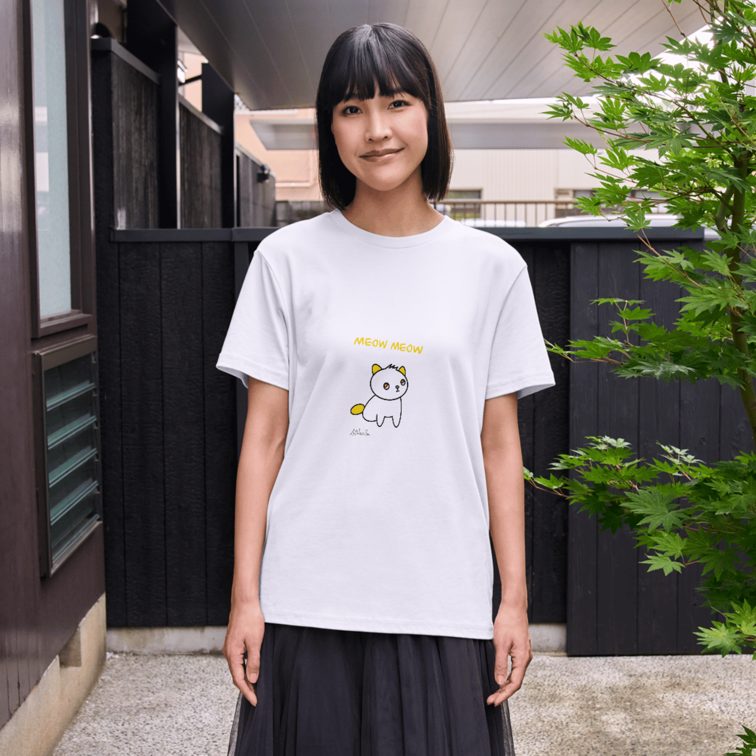 VIBRANT. ICONIC. FUN. T-shirts